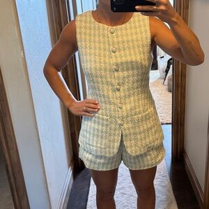 Elegant Tweed Sleeveless Set in Cream and Mint